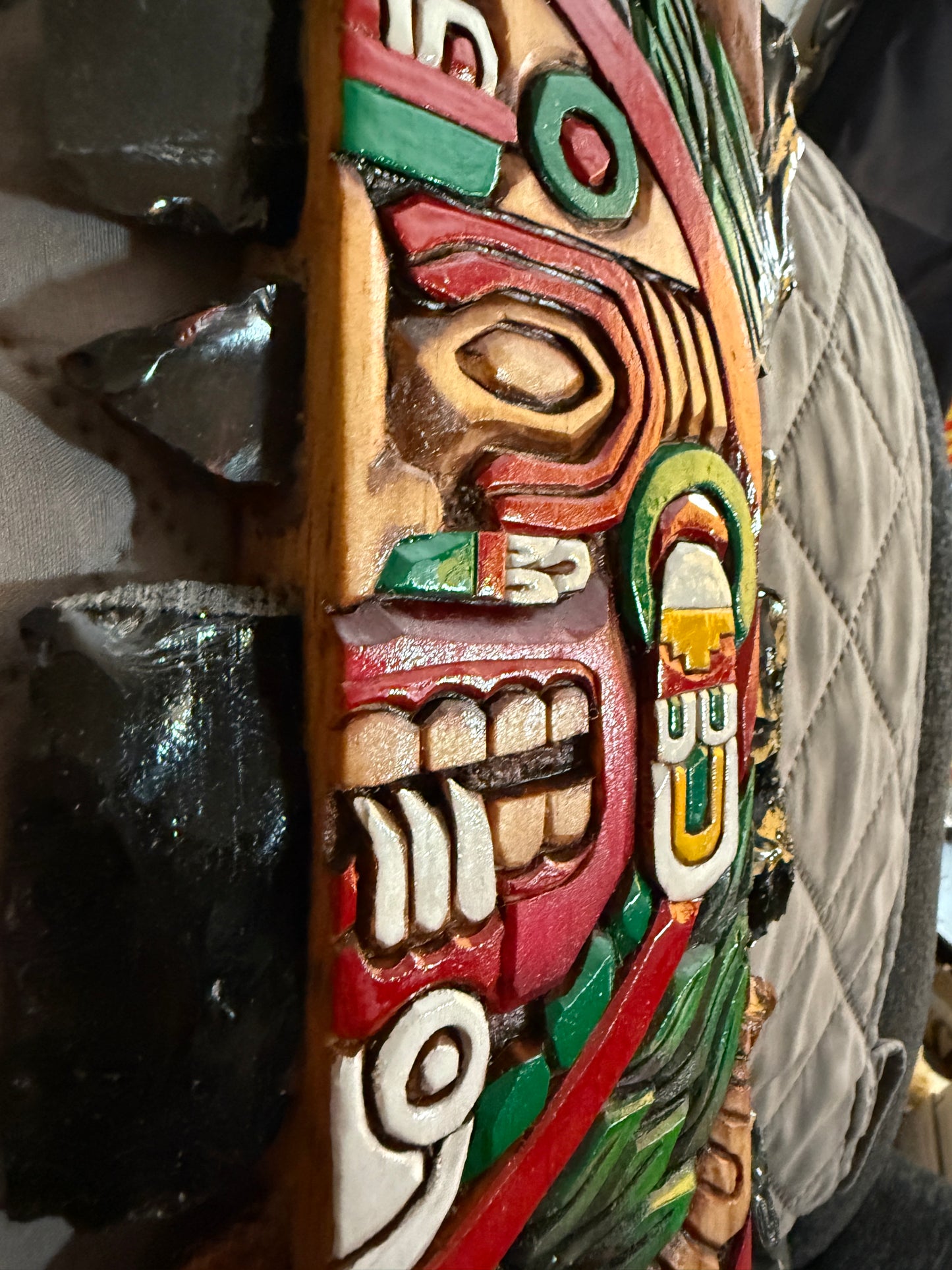 Macuahuitl Azteca Wall Art, feature Tonatiuh Aztec Sun God, Carved, Obsidian Blades, 28"