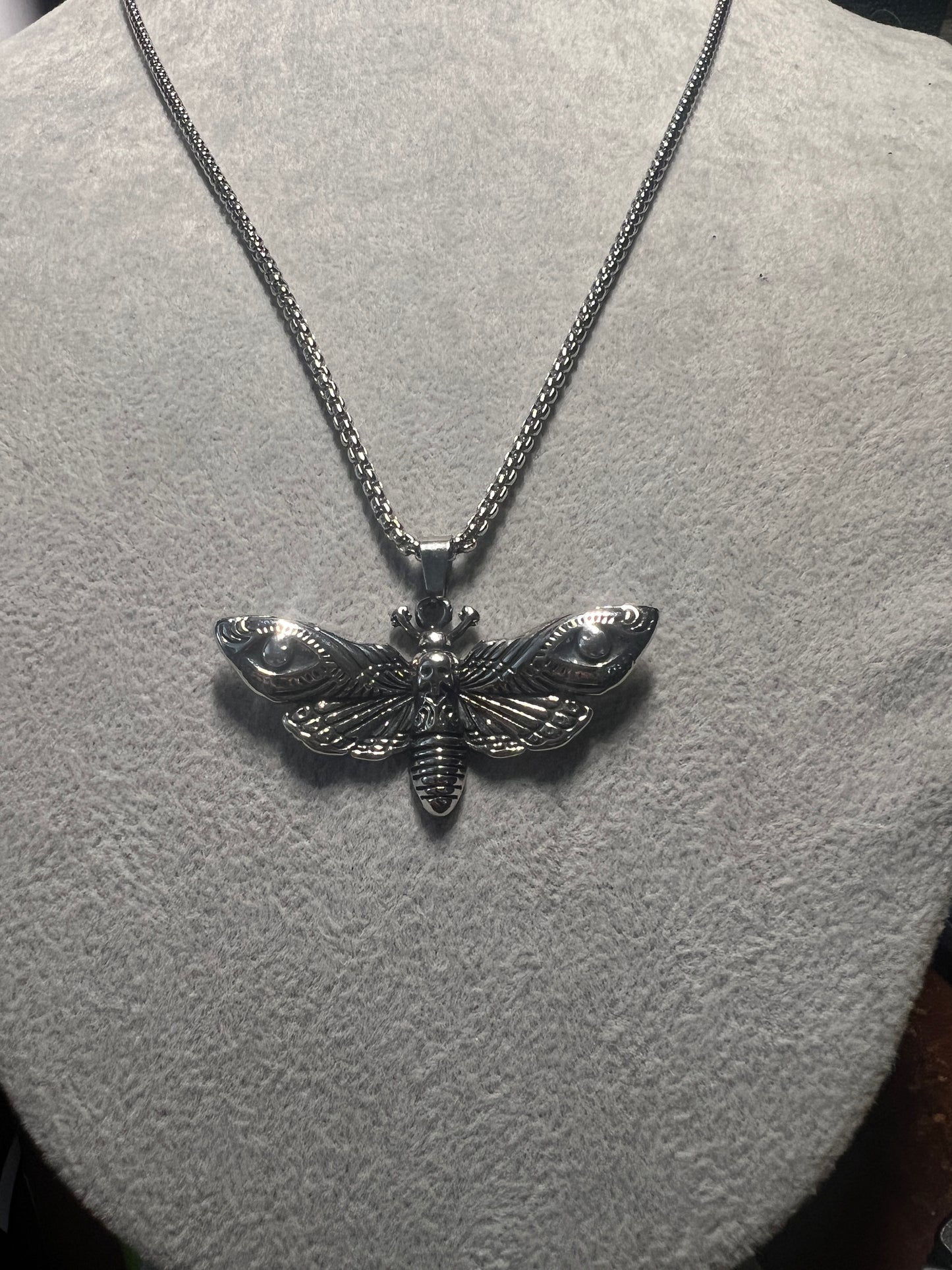 Skull and Dead Moth Head Insect Jewelry Butterfly Pendant Necklace Chain (#11)