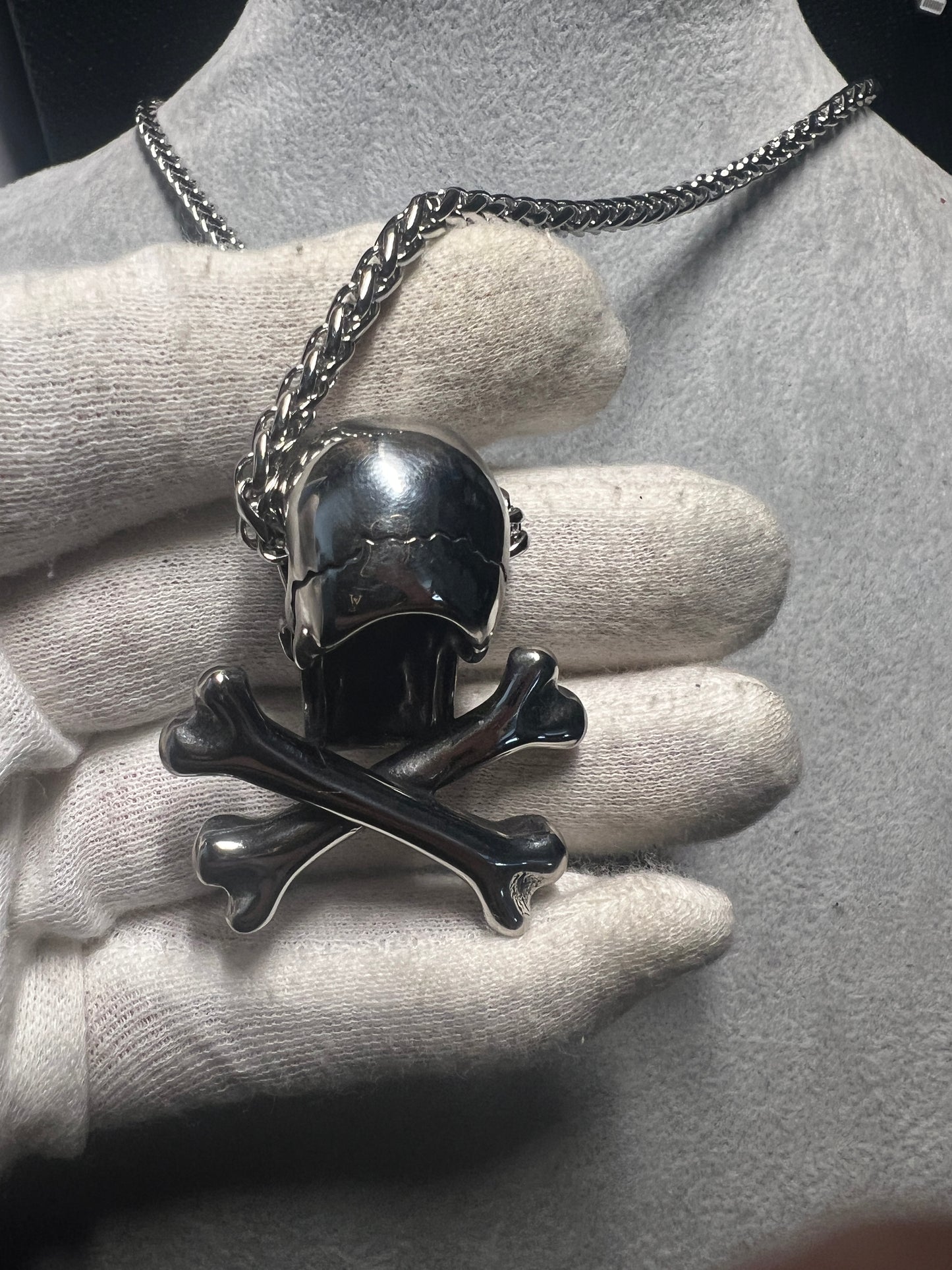 Treasure Box Skull Crossbones Chain Pendant Necklace Pirates Caribbean #13