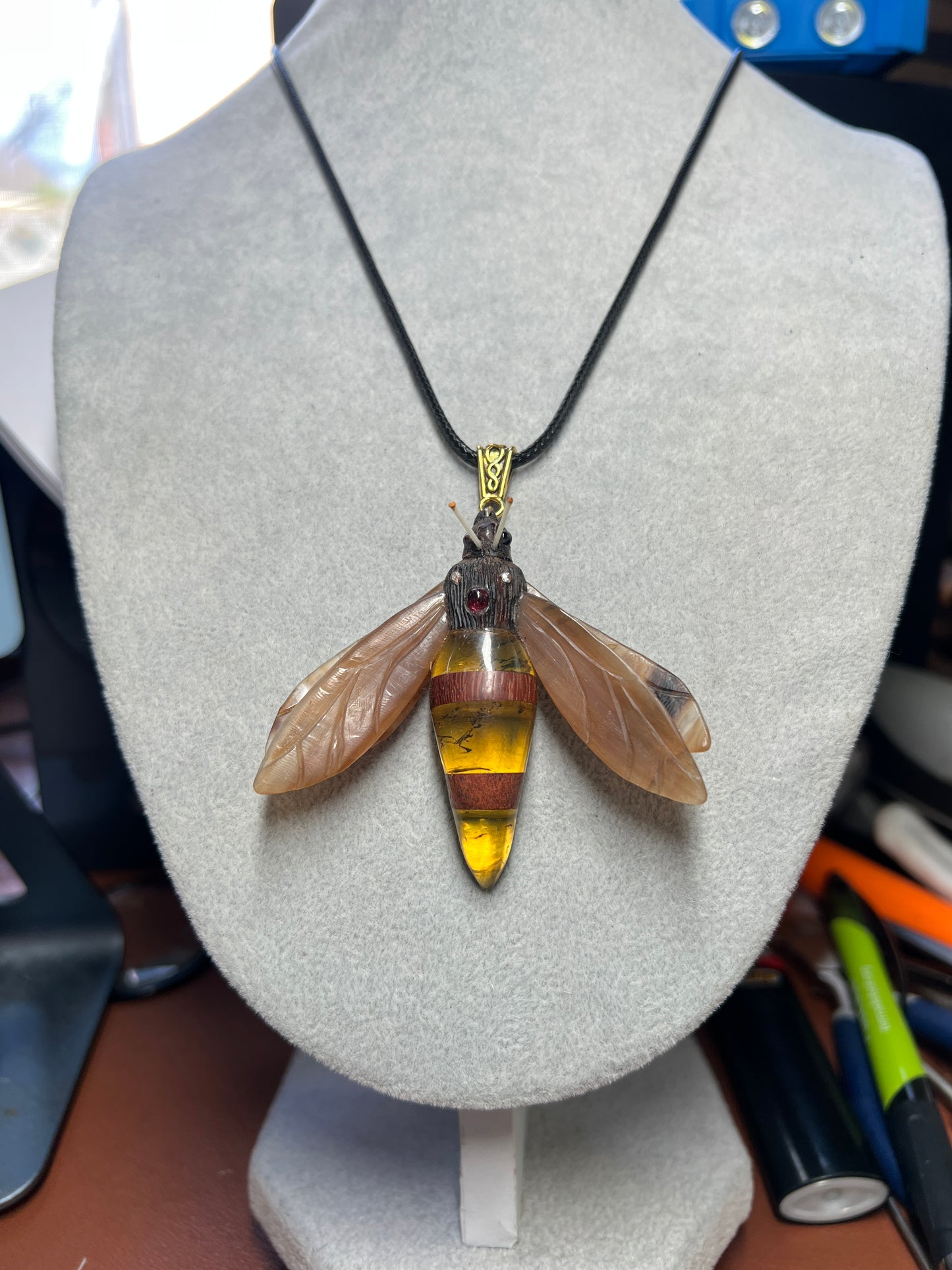 Bee Pendant, Bull Horn, Amber, Ebony, Carved in ironwood, horn amber, Mexico