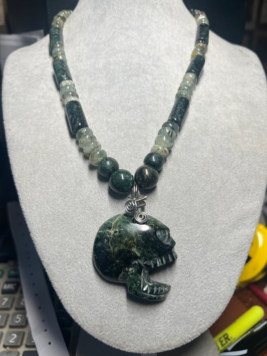 Serpentine Maquiztli Skull Aztec Pendant, Guatemalita Beads, adjustable (#37)