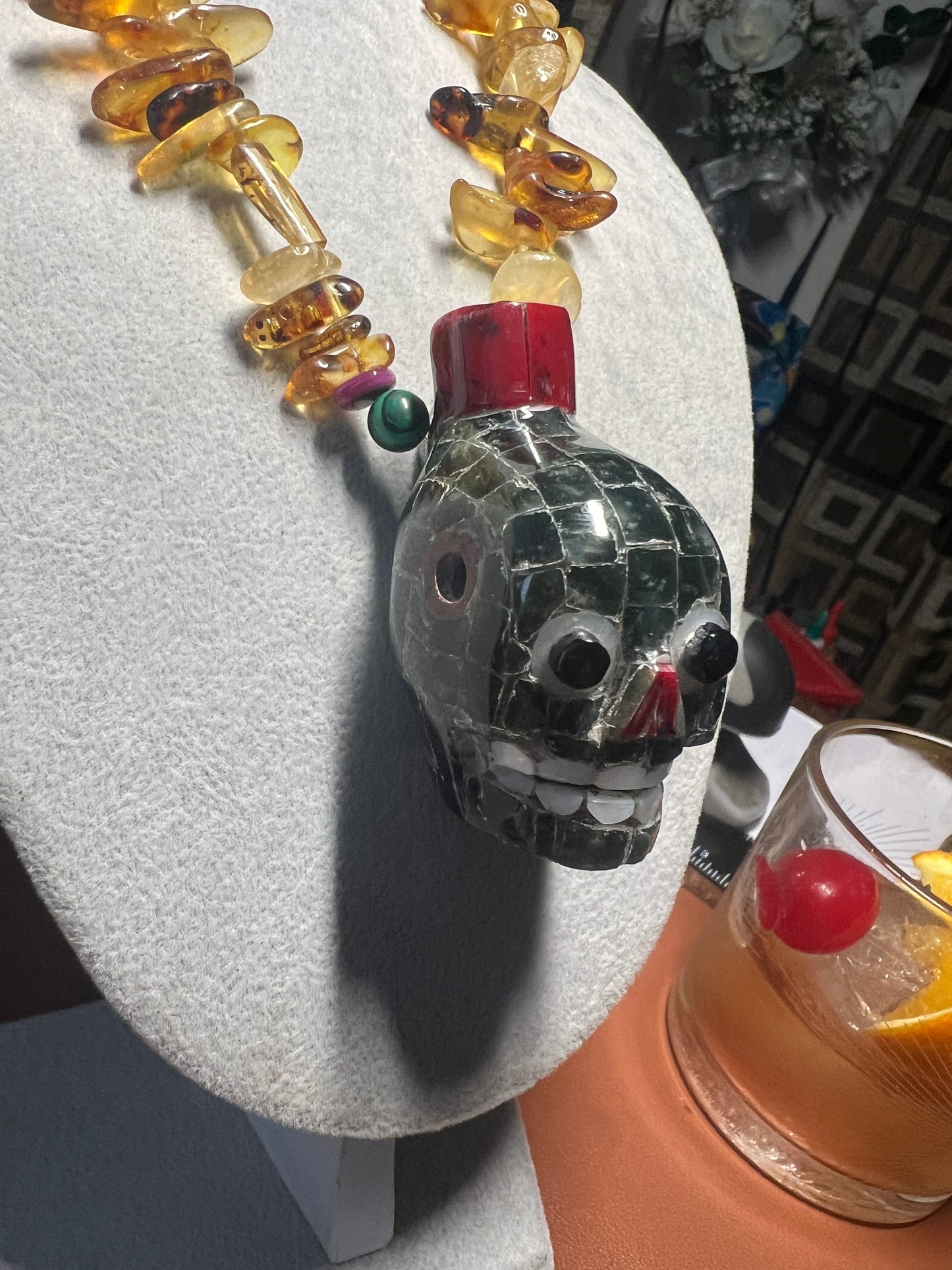 Aztec Death Whistle Serpentine Tiles, Obsidian Eyes, Nacre Teeth, Coral, Y Amber Beads Hecho en Mexico Indigenous