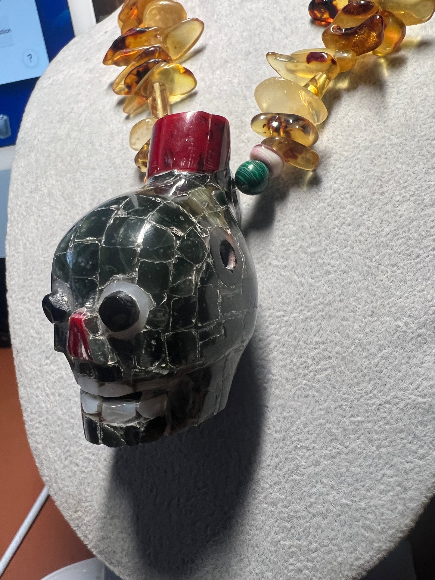 Aztec Death Whistle Serpentine Tiles, Obsidian Eyes, Nacre Teeth, Coral, Y Amber Beads Hecho en Mexico Indigenous