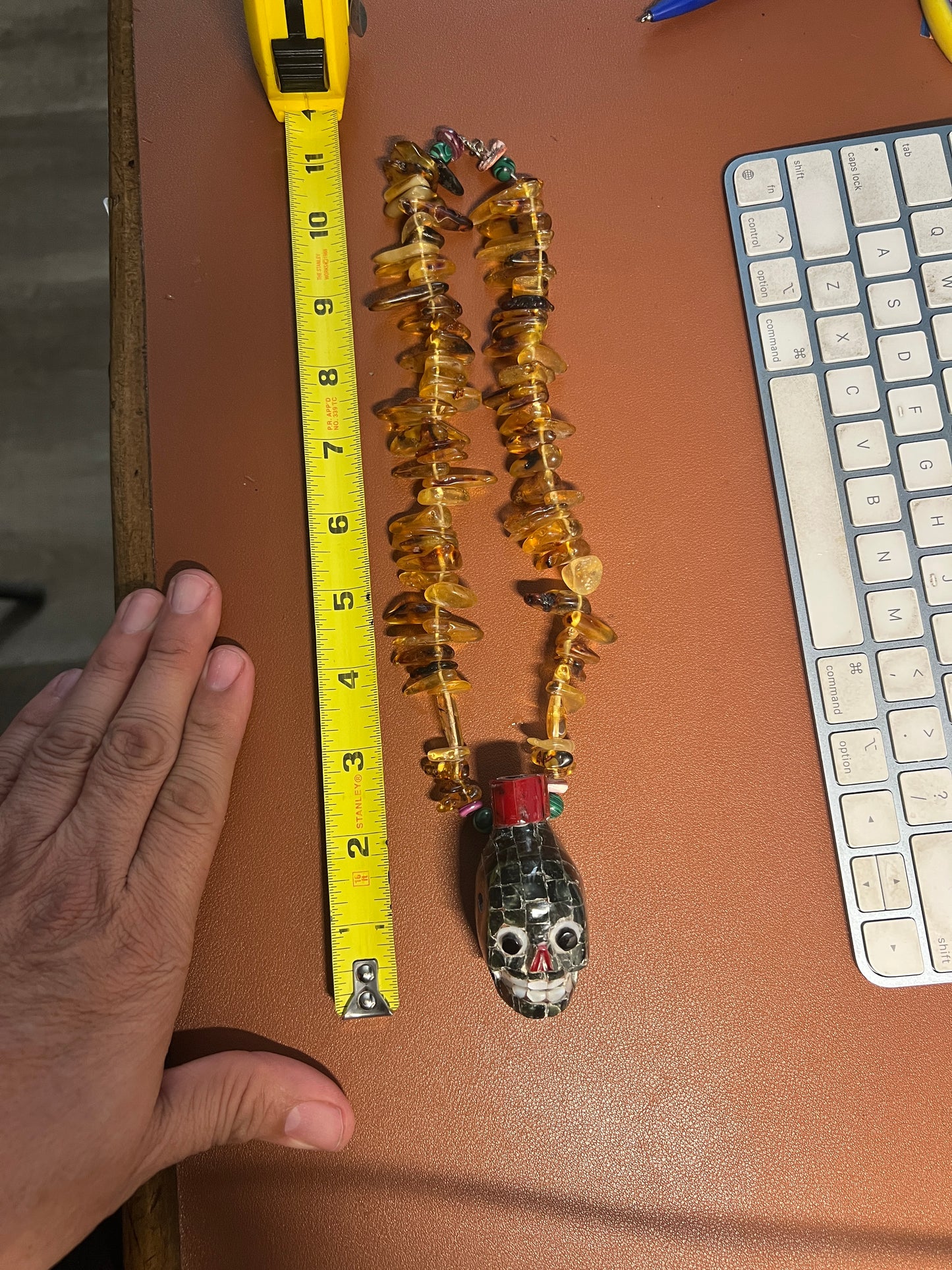 Aztec Death Whistle Serpentine Tiles, Obsidian Eyes, Nacre Teeth, Coral, Y Amber Beads Hecho en Mexico Indigenous