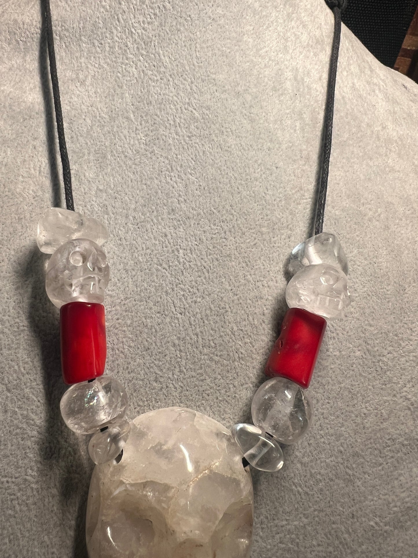 Crystal Quartz, Skull Necklace, Healing Stone, Mictlantecuhtli, Mexico, Mexica, Azteca, Aztec (#38)