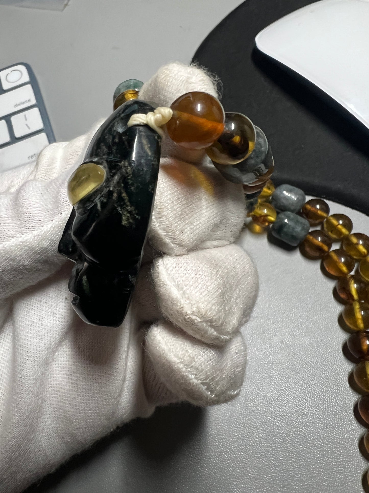 Jade Alien Head, Amber Eyes and Beads, Mexico, Replica Artifacts, UFOs, ETs, #14