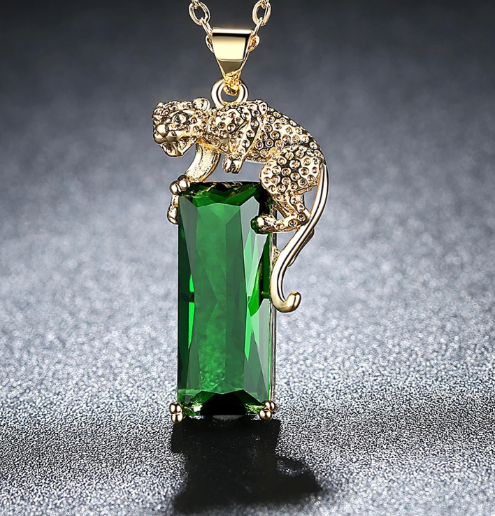Aztec Jaguar Pendant Necklace Gold Tone (#20)(NE)