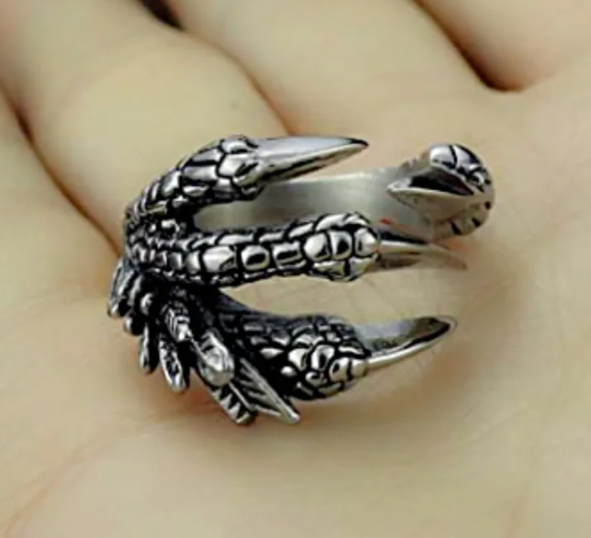 Titanium Steel Eagle Dragon Claw Halloween Skull Ring Hot Selling Men's Domineering Opening Rock Animal Jewelry (1)