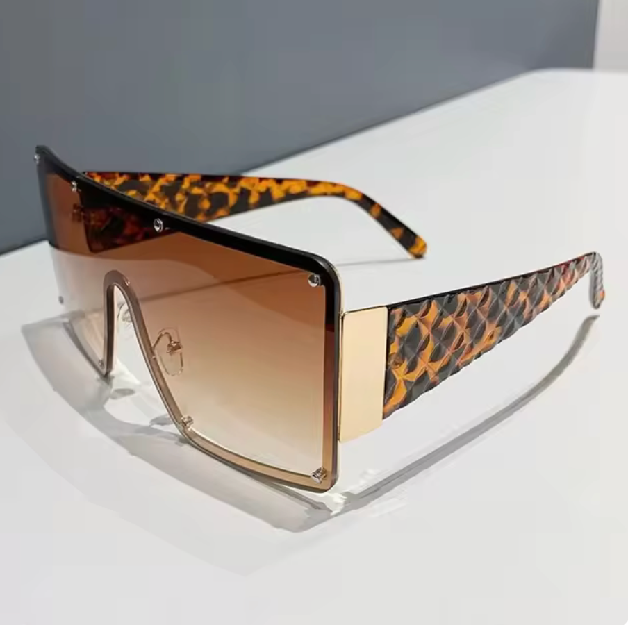 Fashion Large Frame Sunglasses Female Wide Rimmed Sun Glasses Movie Star Hip Hop
