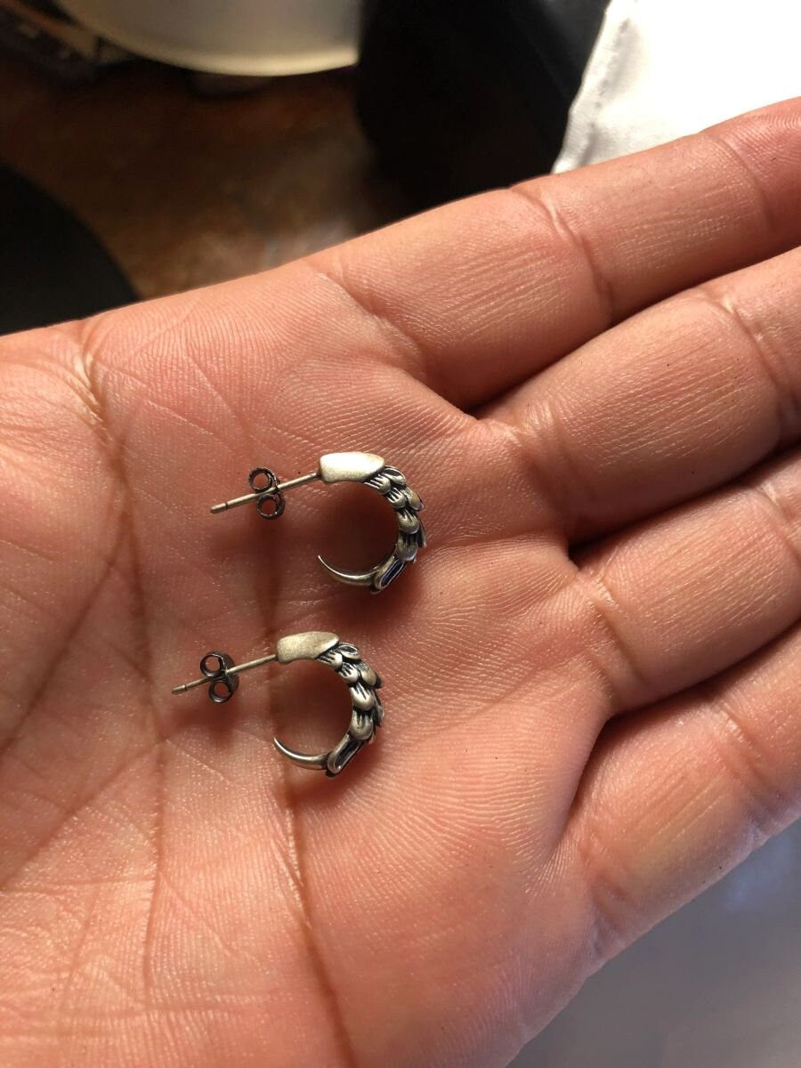 Sterling Silver Pair of Aztec Eagle Claws Half Hoop Stud Post Earrings claw ear rings (1a)