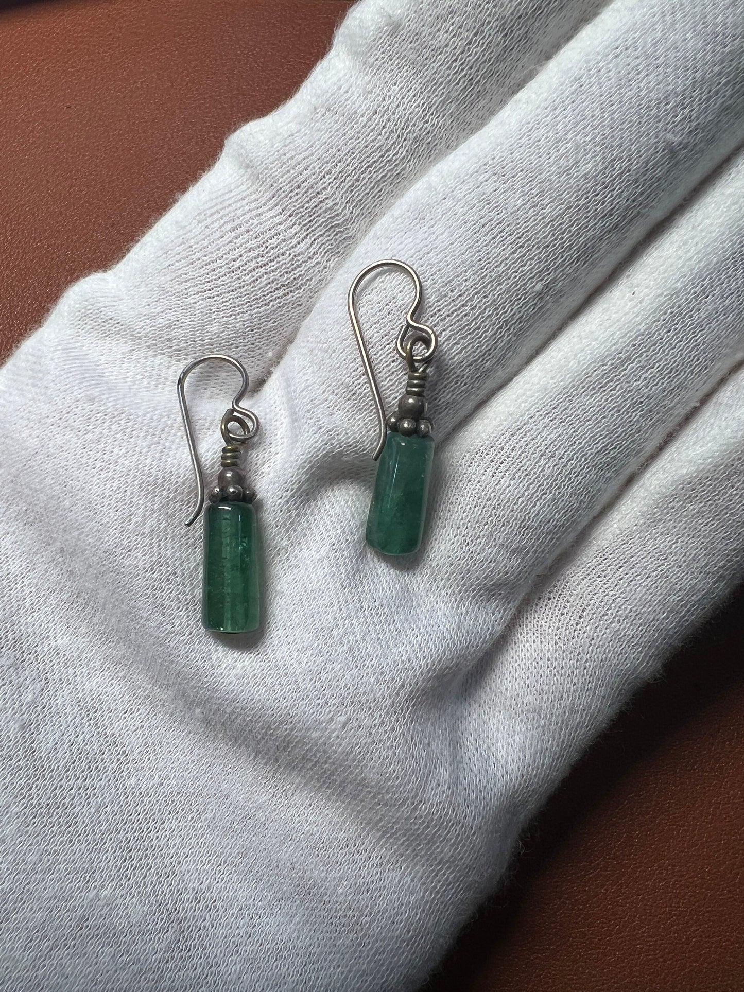 Unique Vintage Jade Dangle Earrings, tubular shape, excellent condition #7