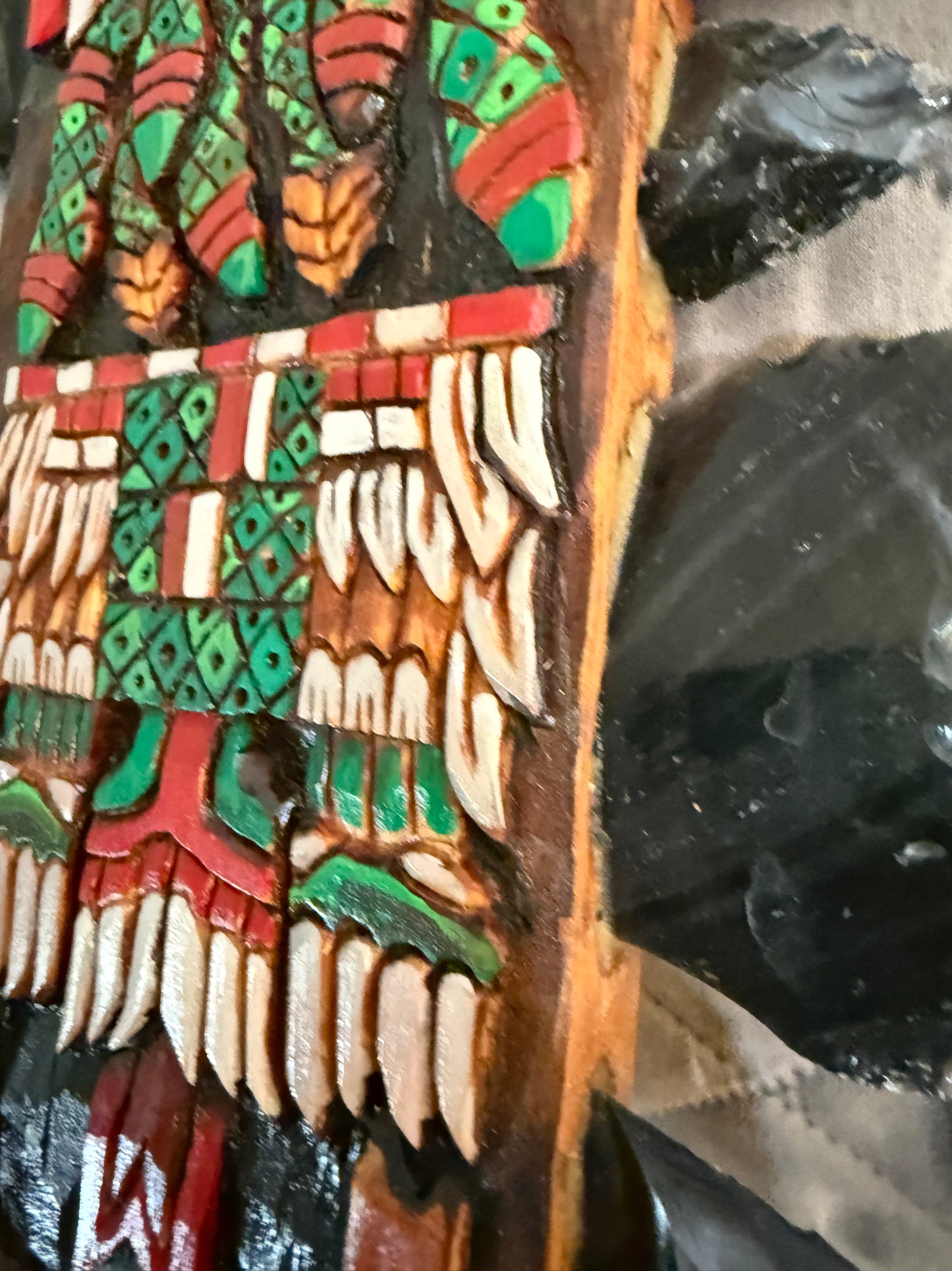 Aztec Macuahuitl Coatlicue, Wood and Obsidian, Hanging Art, Indigenous, Ancient Club, Sword from Mexico