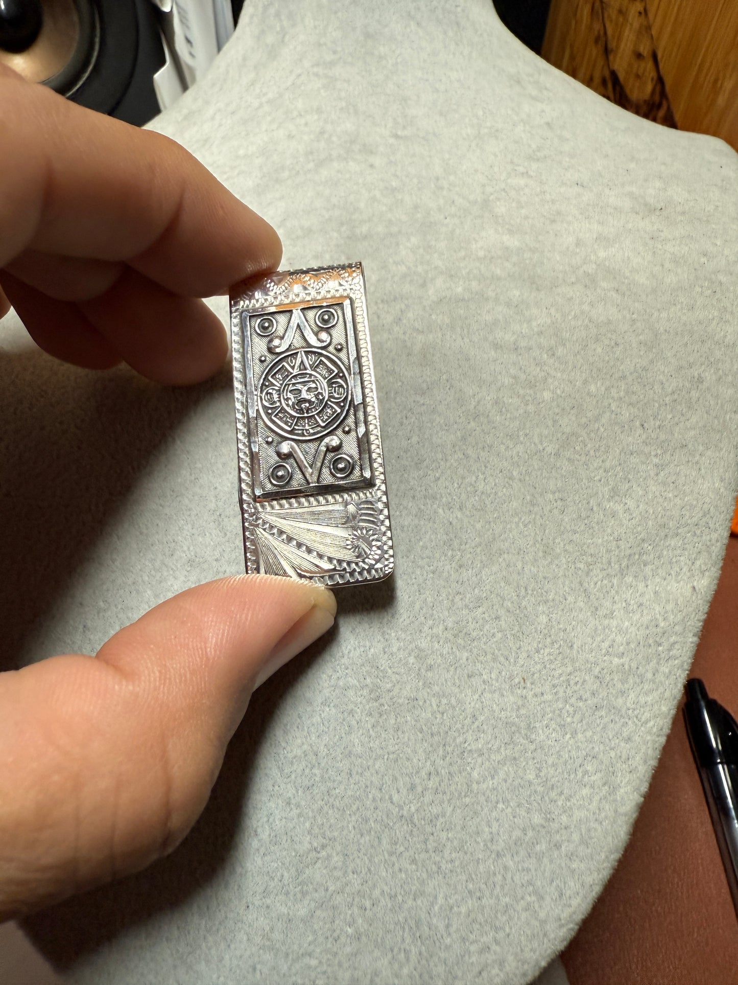 925 Sterling Silver Mexico Aztec Calendar Money Clip 22 grams, Mexican Pesos #39