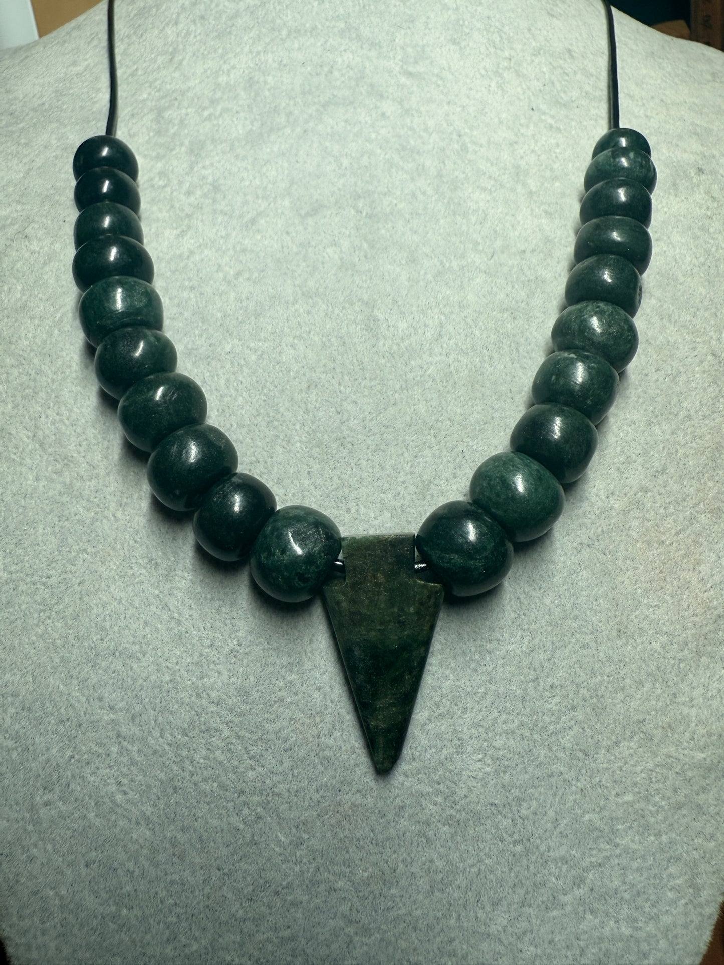 Serpentine Arrowhead Pendant Marble Beaded Necklace, Mexican, Aztec, Mexico #39