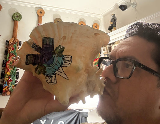 Large Aztec Nahui Ollin Conch Shell Horn Seashell Trumpet, 9" Hand painted Rare