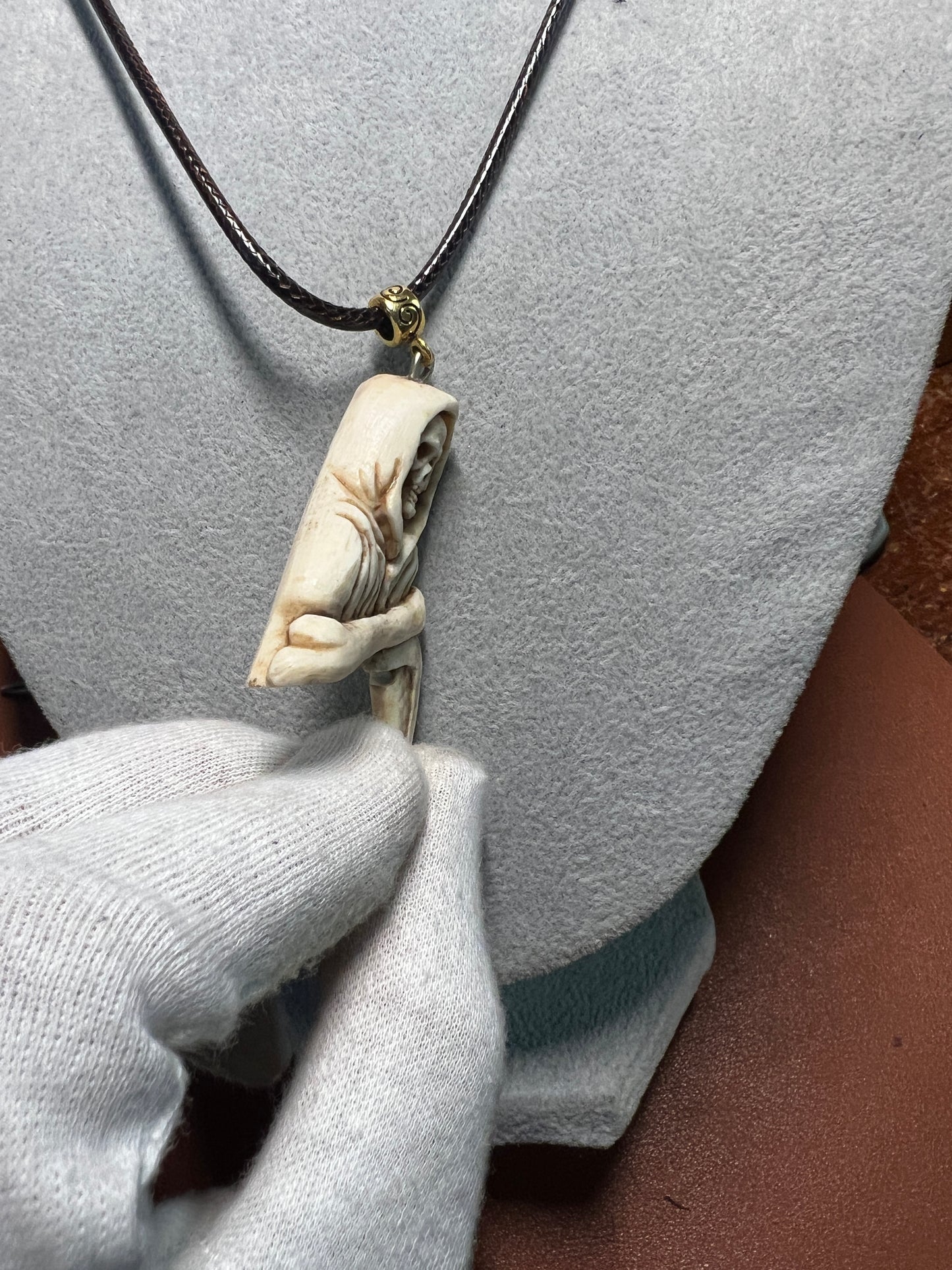 Angel of Death Santa Muerte Grim Reaper Pendant Necklace Mexican Deer Antler (H)