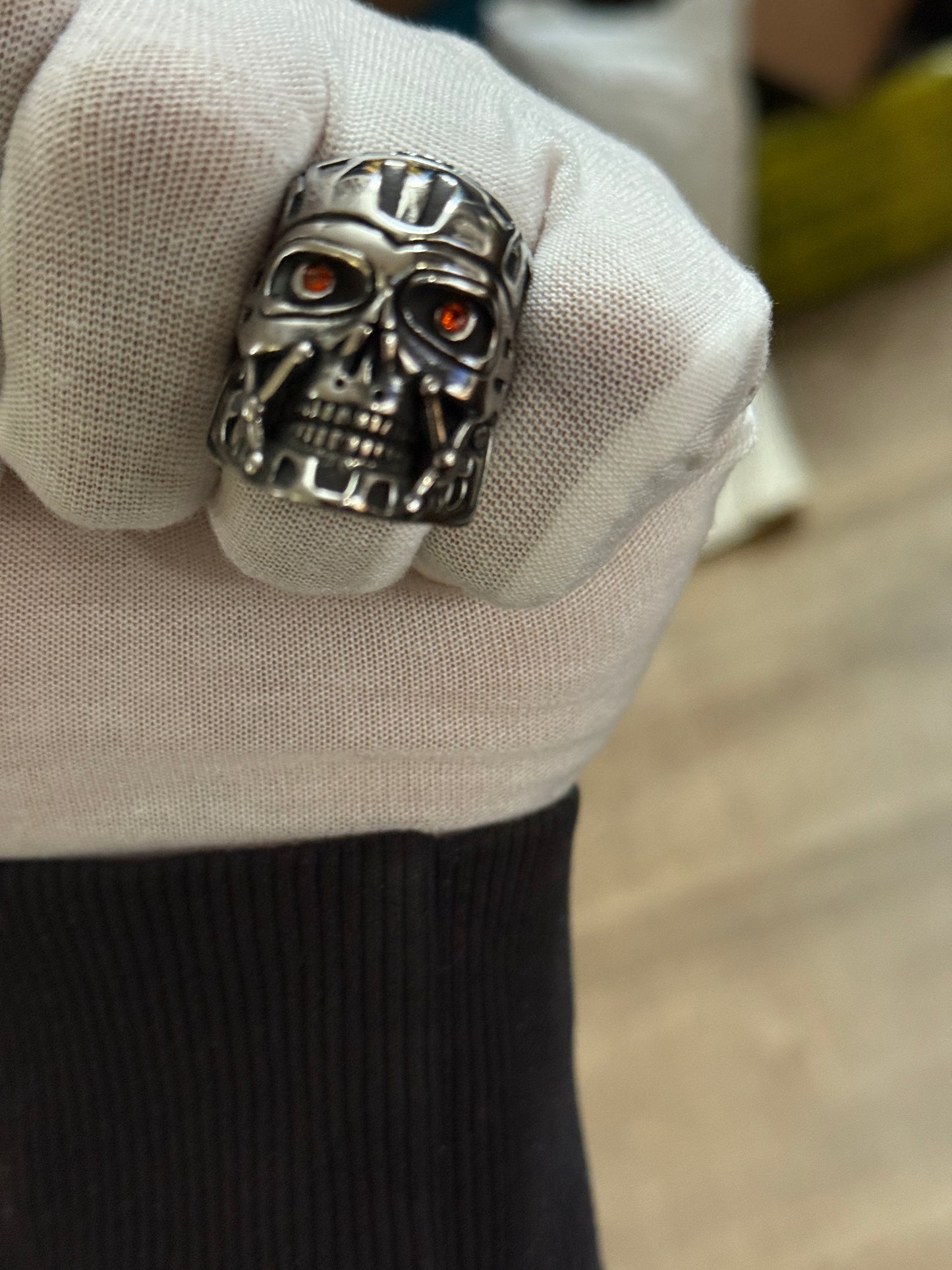 TERMINATOR CYBORG MACHINE SKULL RING, CHROME, RED EYES, SARAH JOHN CONNOR (#1)