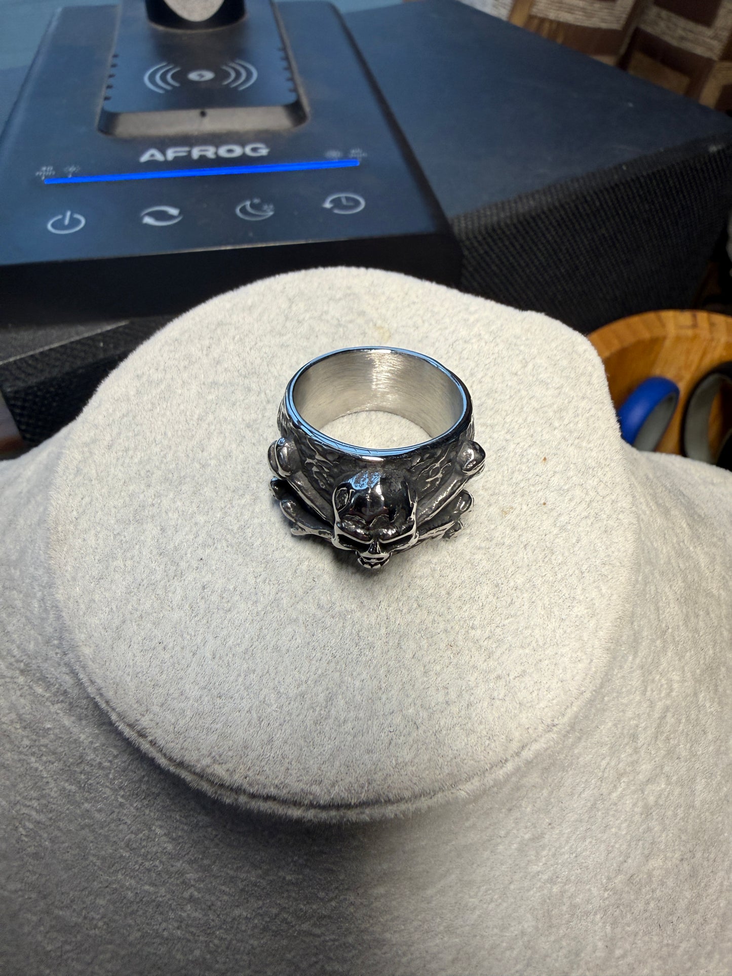 Pirate Skull & Crossbones Ring – Pirate Biker Style – Wide Band - Metal Alloy #4