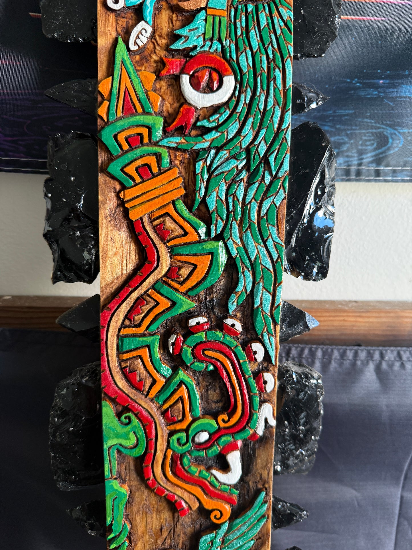 Large Aztec Macuahuitl Huitilipochtli, Quetzalcoatl,Hummingbird, Sword Club 31.5" Mexico