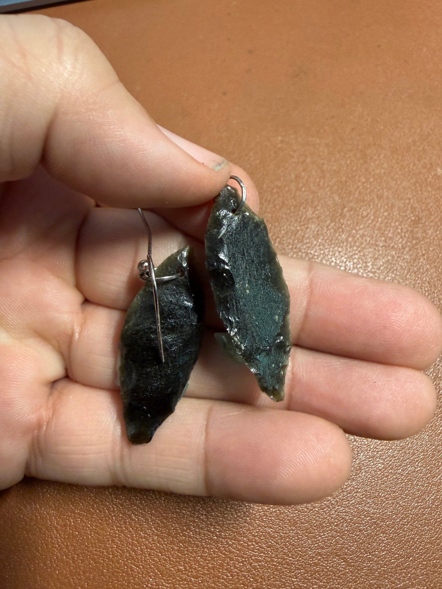 Aztec Obsidian Earrings Handmade Mexico, Tecpatl or Flint Symbol Mexica (L1b)