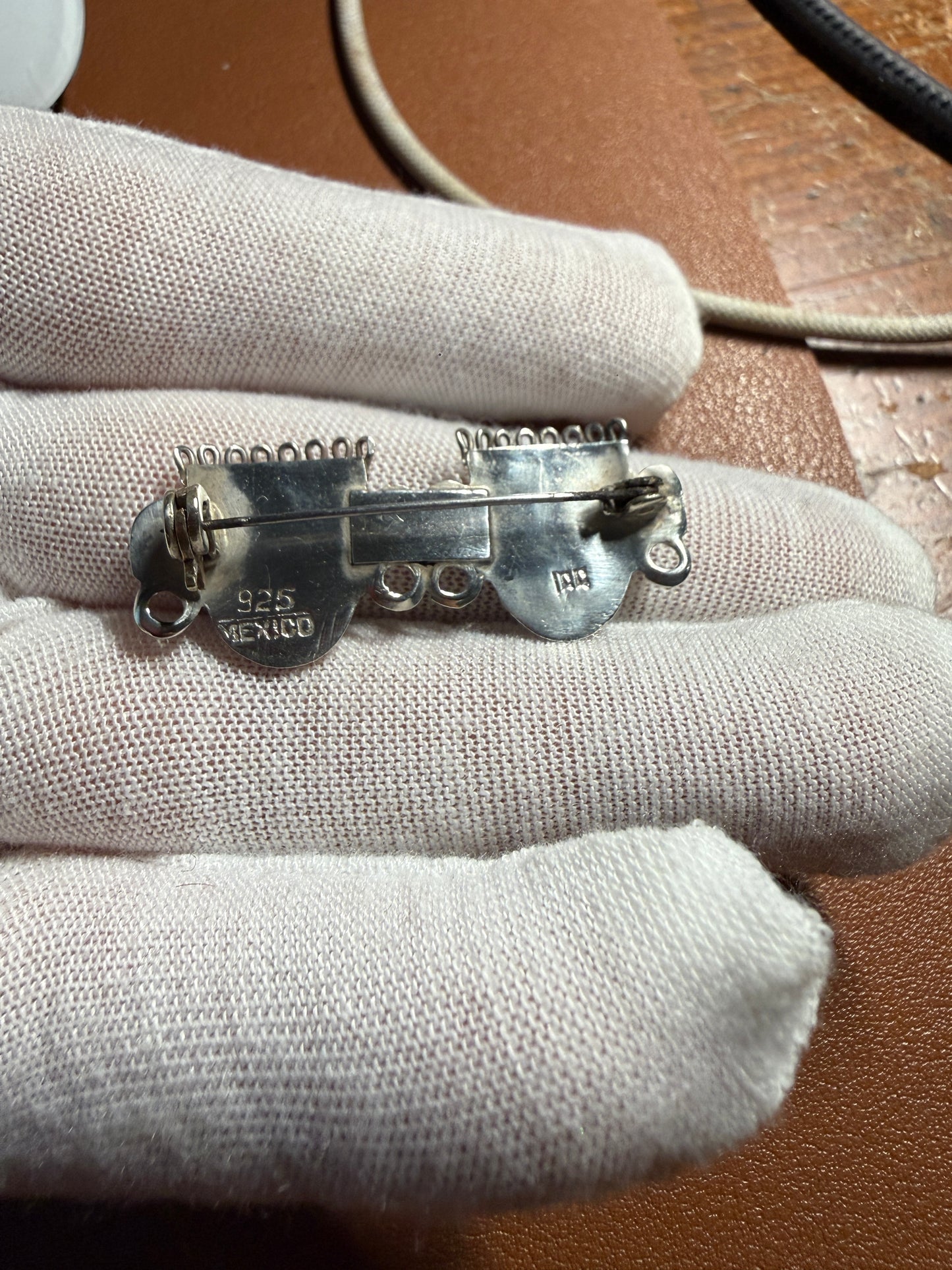 VINTAGE MEXICO TAXCO DF 925 STERLING REPOUSSE AZTEC XIPE TOTEC PIN BROOCH #XA43