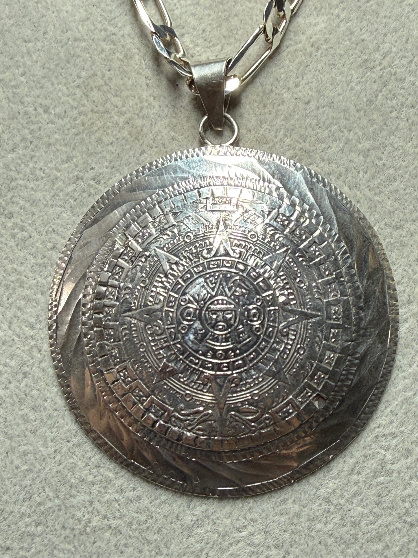 925 Sterling Silver Aztec Calendar Pendant Necklace Chain Tonatiuh Sun God (Xa34)