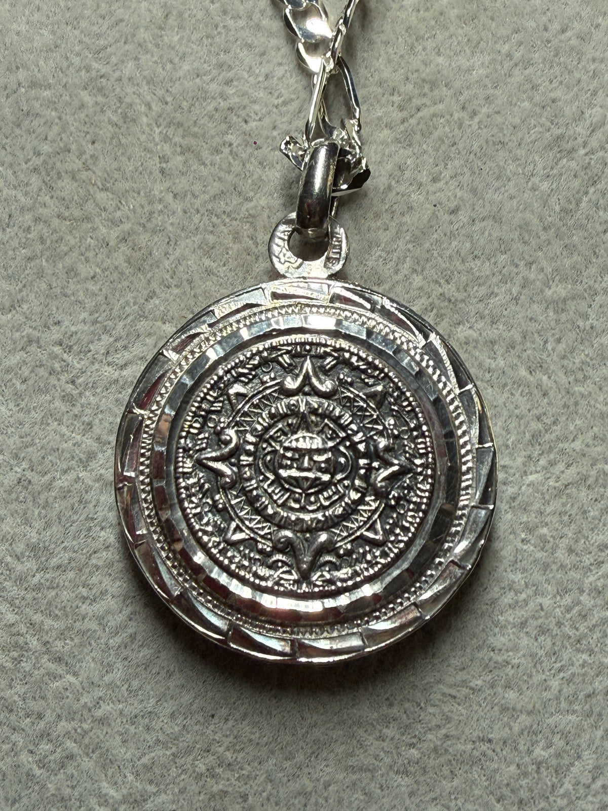Sterling Silver 925 2 Sides Aztec Jaguar Warrior Calendar Pendant 10.1g (Xa35)