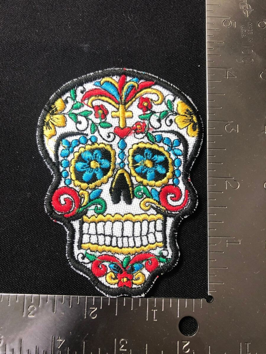 Small Embroidered Patch Dia De Los Muertos Sugar Skull Patch, 4"x3", iron-on patches, new, Day of the Dead patches