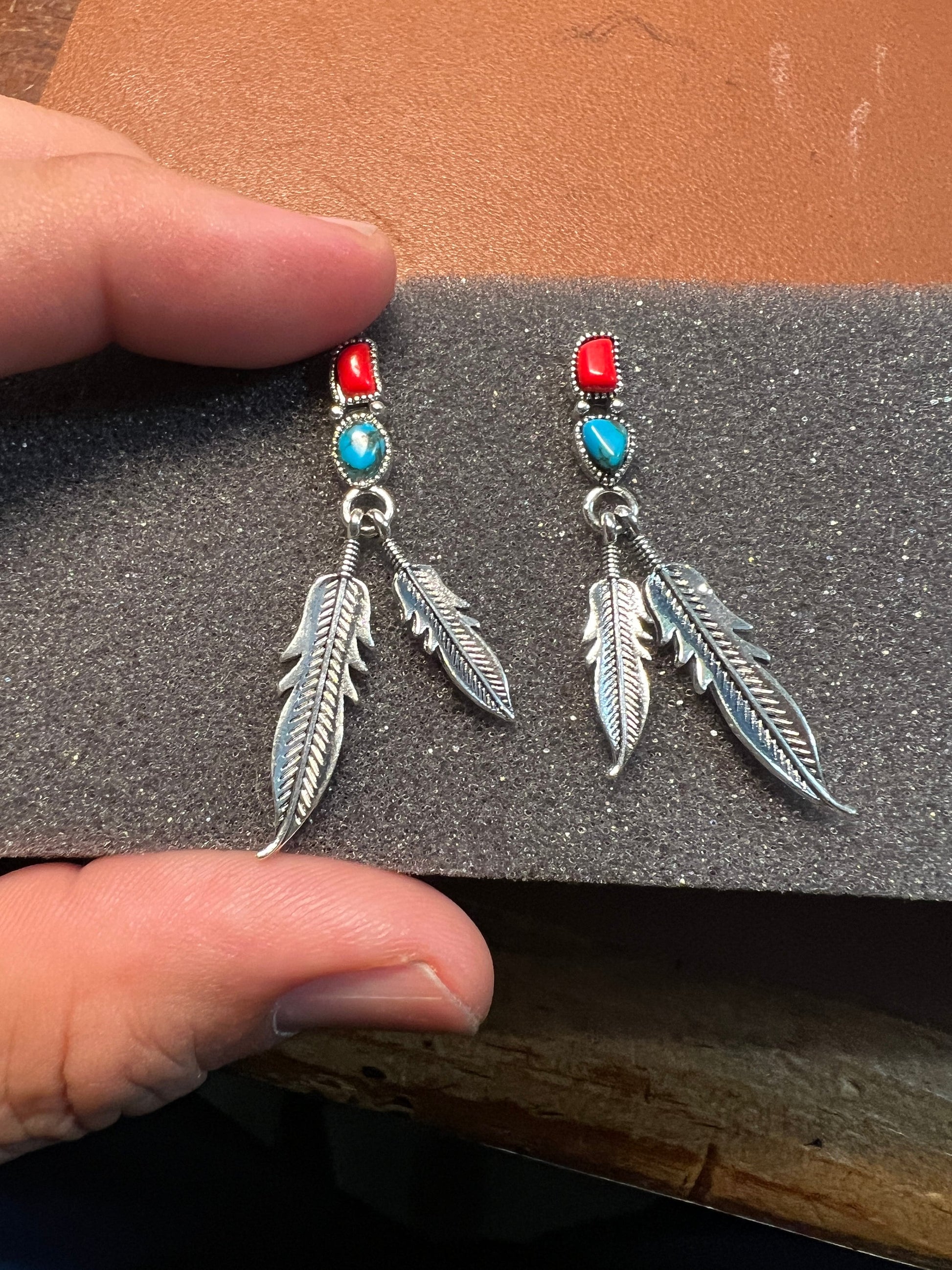 Native American Style Silver Tone Feather Ethnic Boho Post Earrings Jewelry (#2)